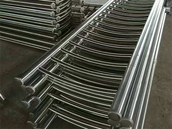 绤